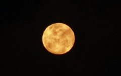 Luna llena sobre Kanyakumari