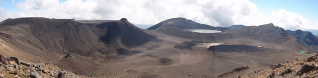 Parque Nacional Tongariro, Patrimonio de la Humanidad de la UNESCO, Conos y lava