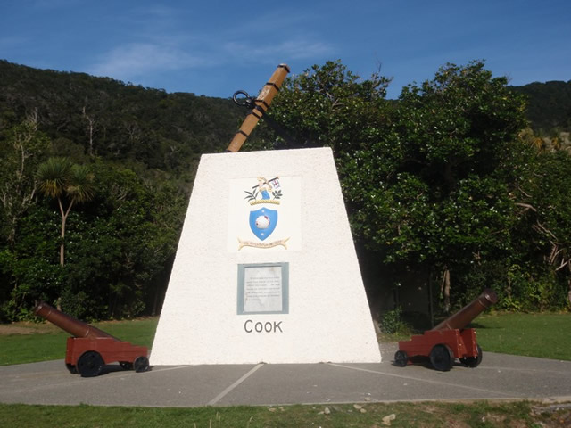 El monumento a Coook