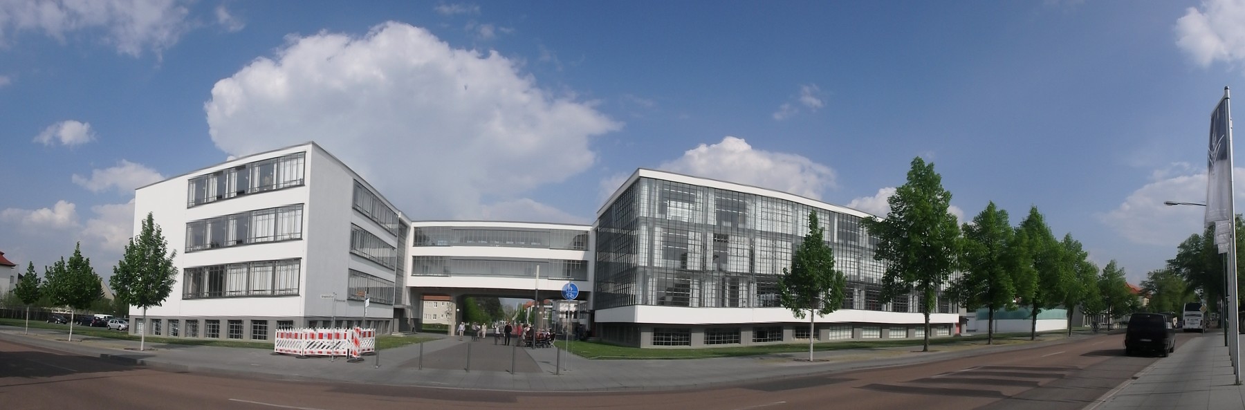 P4230093 Pano Dessau Bauhaus Unesco Alemania